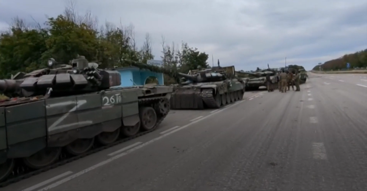 Ukraine abandoned tanks belong to Russia (Image Source - bbc.com)