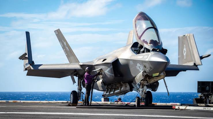 Pentagon Suspends F-35 Fighter Deliveries Because a Component Is Made of a Chinese Alloy. - Asiana Times