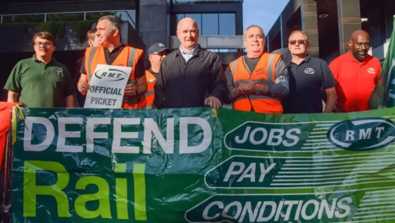40,000 UK rail network workers to strike on 8th October