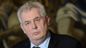 Government of Czechs renewing border check as a new migrant wave approaches