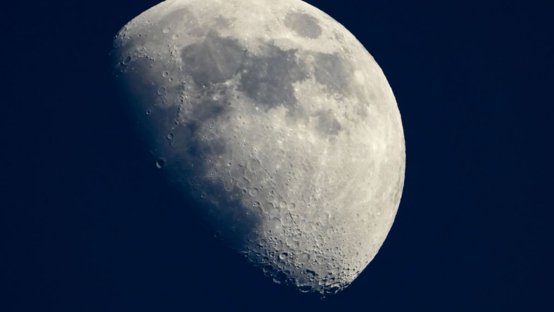 China discovers new material on the moon- approves lunar missions