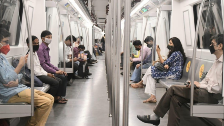 Delhi Metro: Hits Yellow Line, travellers stuck. - Asiana Times