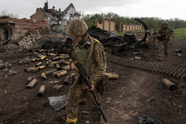 <strong>Ukraine intensifies pressure on retreating Russian troops</strong> - Asiana Times