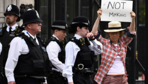 Anti-monarchy protests break out at places in UK: #NotMyKing trends on social media  - Asiana Times