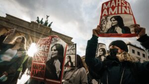 Iran’s forensic report says that Mahsa Amini died of illness rather than alleged beating Iran’s forensic report says that Mahsa Amini died of illness rather than alleged beating - Asiana Times