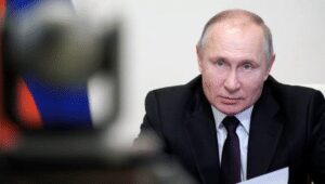 Vladimir Putin illegally annexes Ukrainian territory, and Kiev requests membership in NATO.