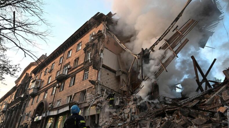 Shelling of Zaporizhzhia in Ukraine kills 2, causes fires - Asiana Times