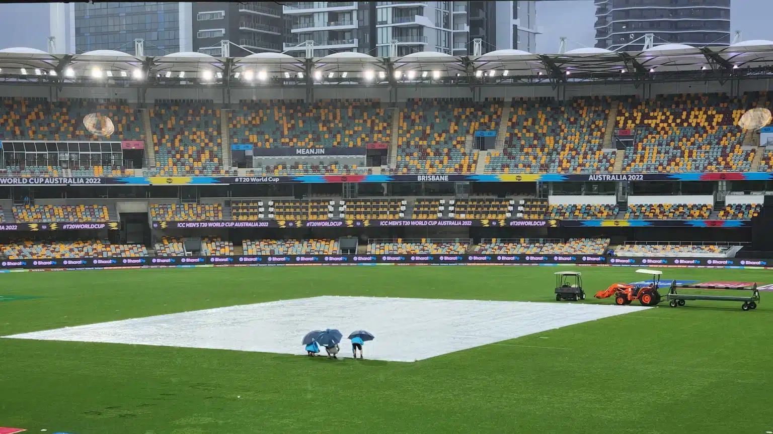 Why is it raining so much in Australia?