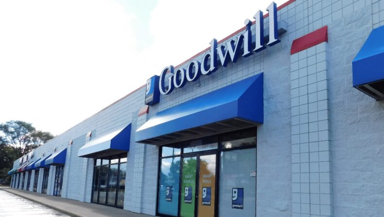 Goodwill Goes Online; More Than a ¼ Million Second-hand Luxury Products to be Featured