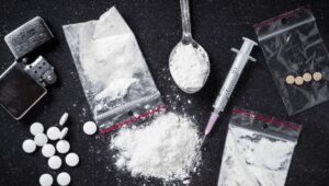 Worth rupees 100 crore heroin seized at Mumbai airport