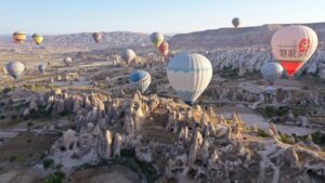 TURKEY HOT AIR BALLOON CRASH KILLS 2 SPANISH TOURISTS - Asiana Times