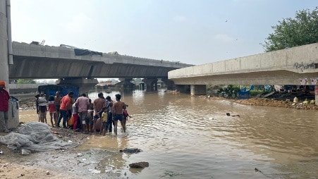 Flood Water still Receding in Yamuna River - Asiana Times