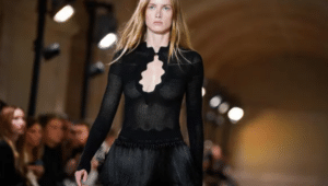 Paris Fashion Week 2022, Victoria Beckham Resurrected 