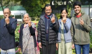 Arvind Kejriwal Commend Gujarat Voters not to cast vote in Congress, It’s AAP V/S BJP in Gujarat Assembly Elections 2022 - Asiana Times