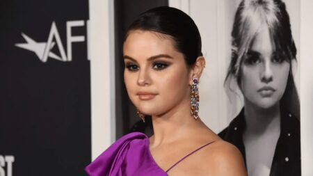 Selena Gomez says due to her bipolar disorder she may restrict carrying her own children - Asiana Times