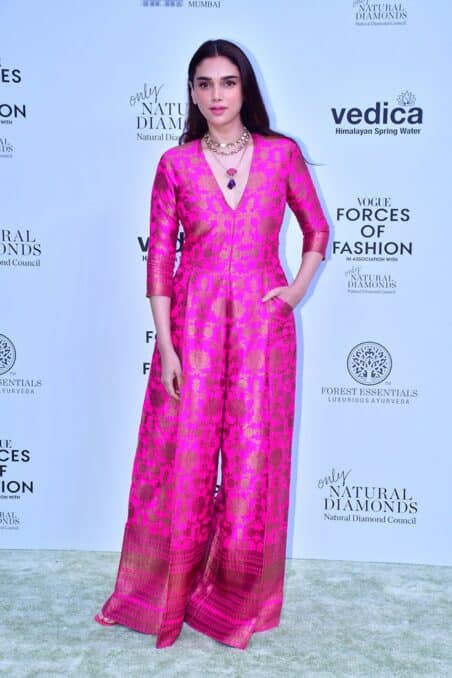 Bollywood goes Voguish for Fashion’s First Lady Anna Wintour ;Vogue India Forces Of Fashion event. - Asiana Times