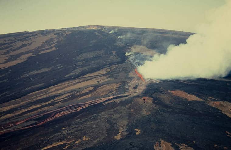 Mauna Loa: The biggest active volcano is in a “state of heightened unrest” - Asiana Times