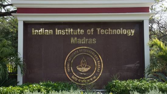 IIT Madras logo