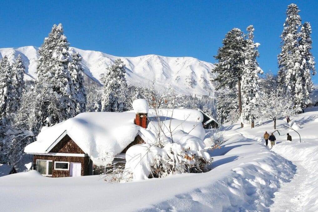 A house covered in snowfall in Gulmarg
