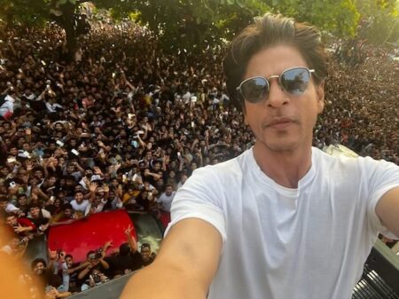 Shah Rukh Khan turns 57: Crowd gathers at Mannat, received tonnes of wishes