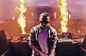 DJ Snake’s Gurugram show features a Patakha Guddi touch that captivates the audience <strong>DJ Snake's Gurugram show features a Patakha Guddi touch that captivates the audience</strong> - Asiana Times