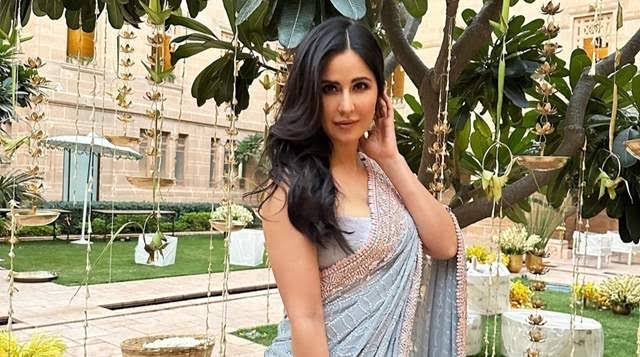 Katrina Kaif adorns the perfect dreamy saree, perfect for bridesmaids. - Asiana Times