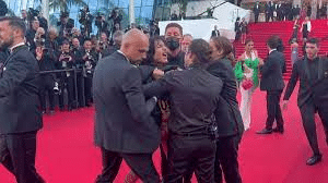 Unprecedented incidents of rape protest in Cannes ‘s platform - Asiana Times