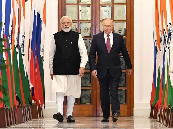 <strong>Vladimir Putin's India Visit: From New Delhi and Moscow signing record 28 MoUs to 2+2 talks, What Went Down?</strong> - Asiana Times