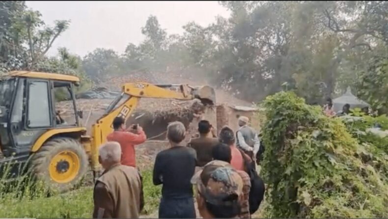 MP Government Demolishes House Of Man Who Thrashed Girlfriend - Asiana Times