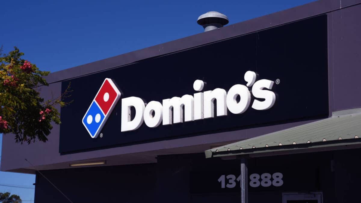 Domino's Store front