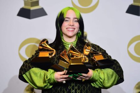 Billie Eilish talks about her Body Image Issues - Asiana Times