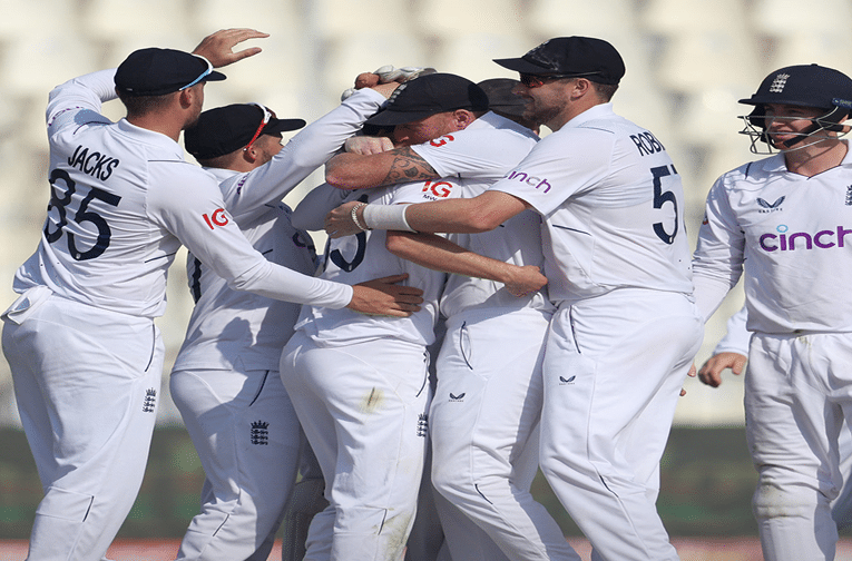 image dipicting the celebration of england team after win.