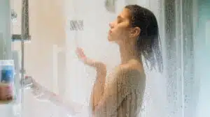 Red Alert! 5 Confidential Reasons to Ditch steaming, hot showers during winter Red Alert! 5 Confidential Reasons to Ditch steaming, hot showers during winter - Asiana Times