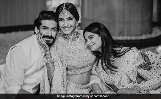  Sonam Kapoor drops 1 adorable pic of her child Vayu Kapoor Ahuja spending time with ‘mama’Harshvardhan Kapoor - Asiana Times