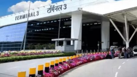 Delhi Airport's T3 wait time drops to 5 minutes amid chaos. - Asiana Times