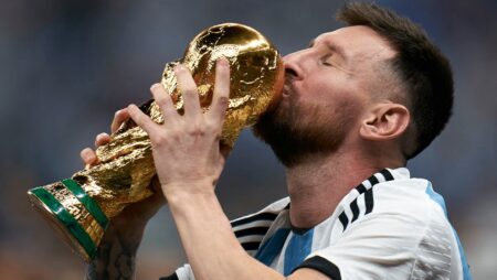Lionel Messi emotional note for fans after Argentina win  - Asiana Times