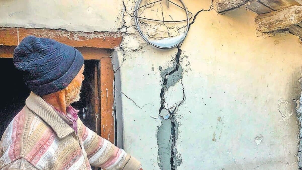 After Joshimath, cracks appear in Uttarakhand's Karnaprayag - Asiana Times