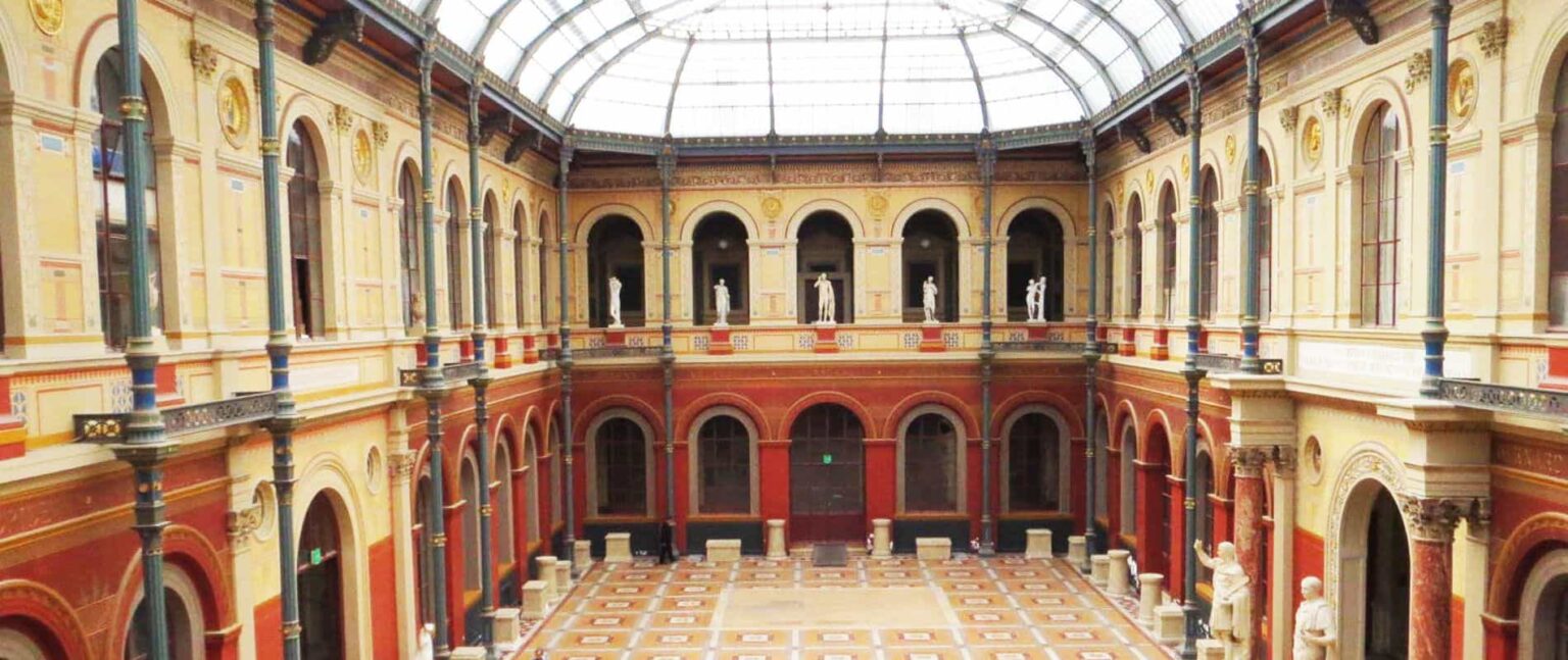 Take a look into the Paris School of Decorative Arts - Asiana Times