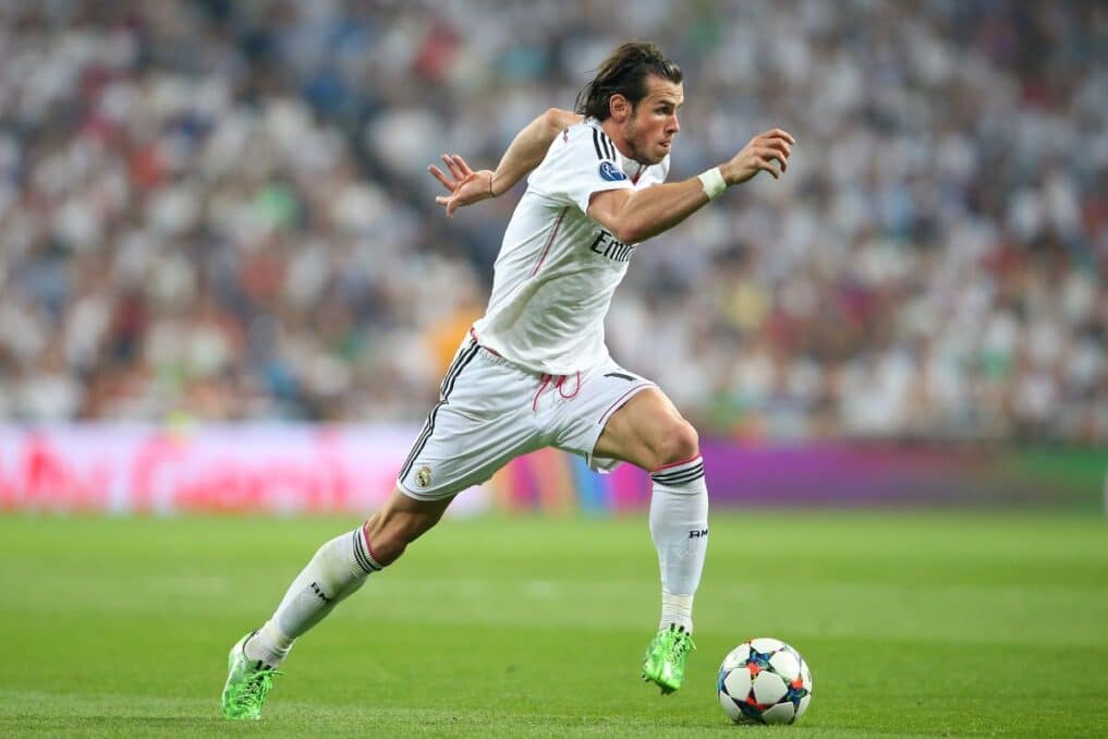 Gareth Bale running with the ball