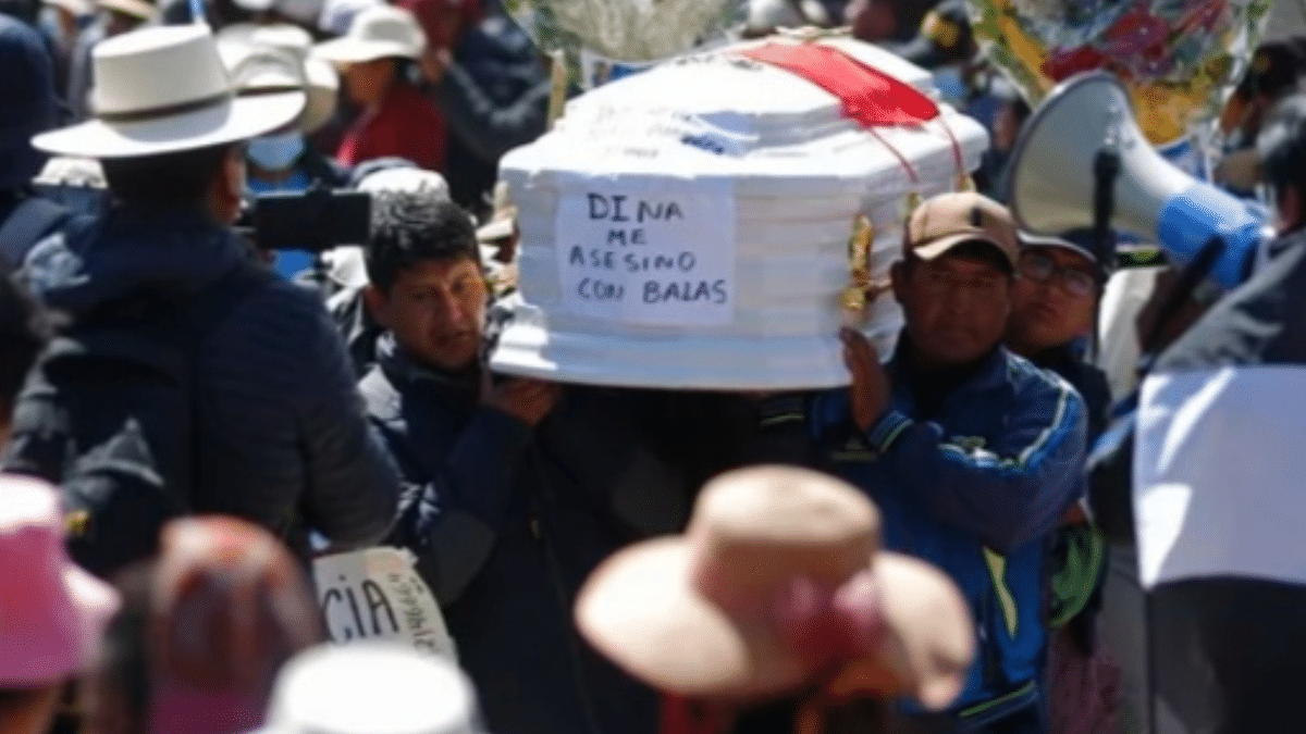 Peru Protest - People carrying a coffin