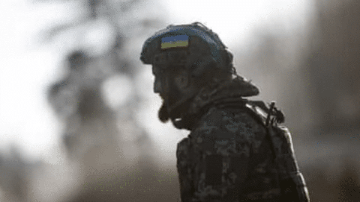 A Ukranian soldier