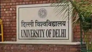 DU Professors on Protest for Unpaid Salaries