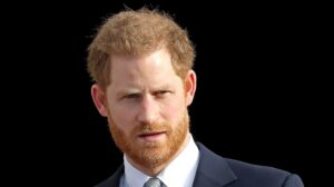 King Charles III to Consult Rishi Sunak on Prince Harry Coronation Row - Asiana Times