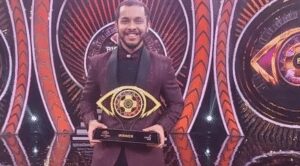 Bigg Boss Marathi 4 winner Akshay Kelkar, takes home the trophy and Rs 15 lakh prize money Bigg Boss Marathi 4 winner Akshay Kelkar, takes home the trophy and Rs 15 lakh prize money - Asiana Times