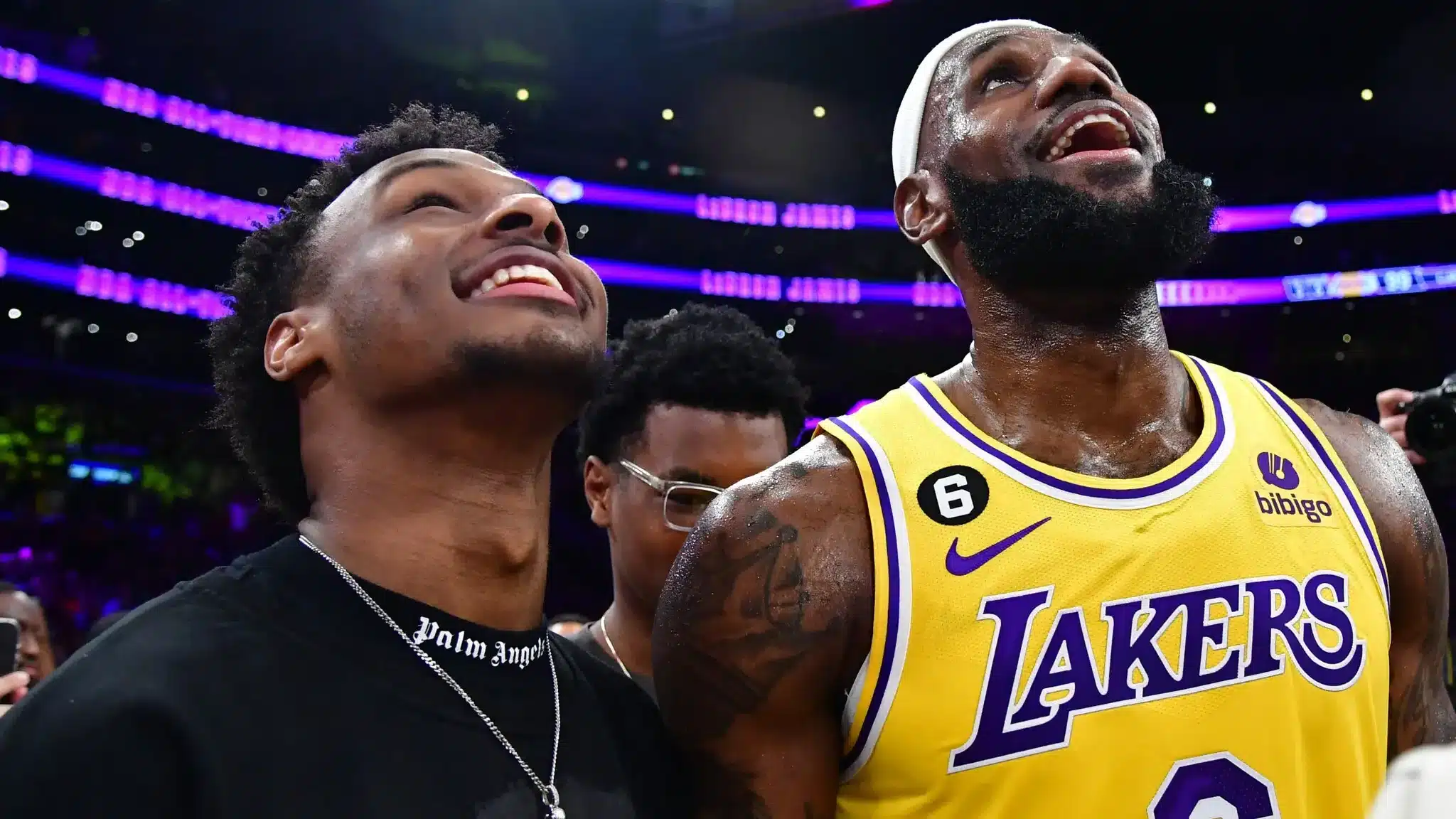 LeBron James wants to play with his son Bronny James.