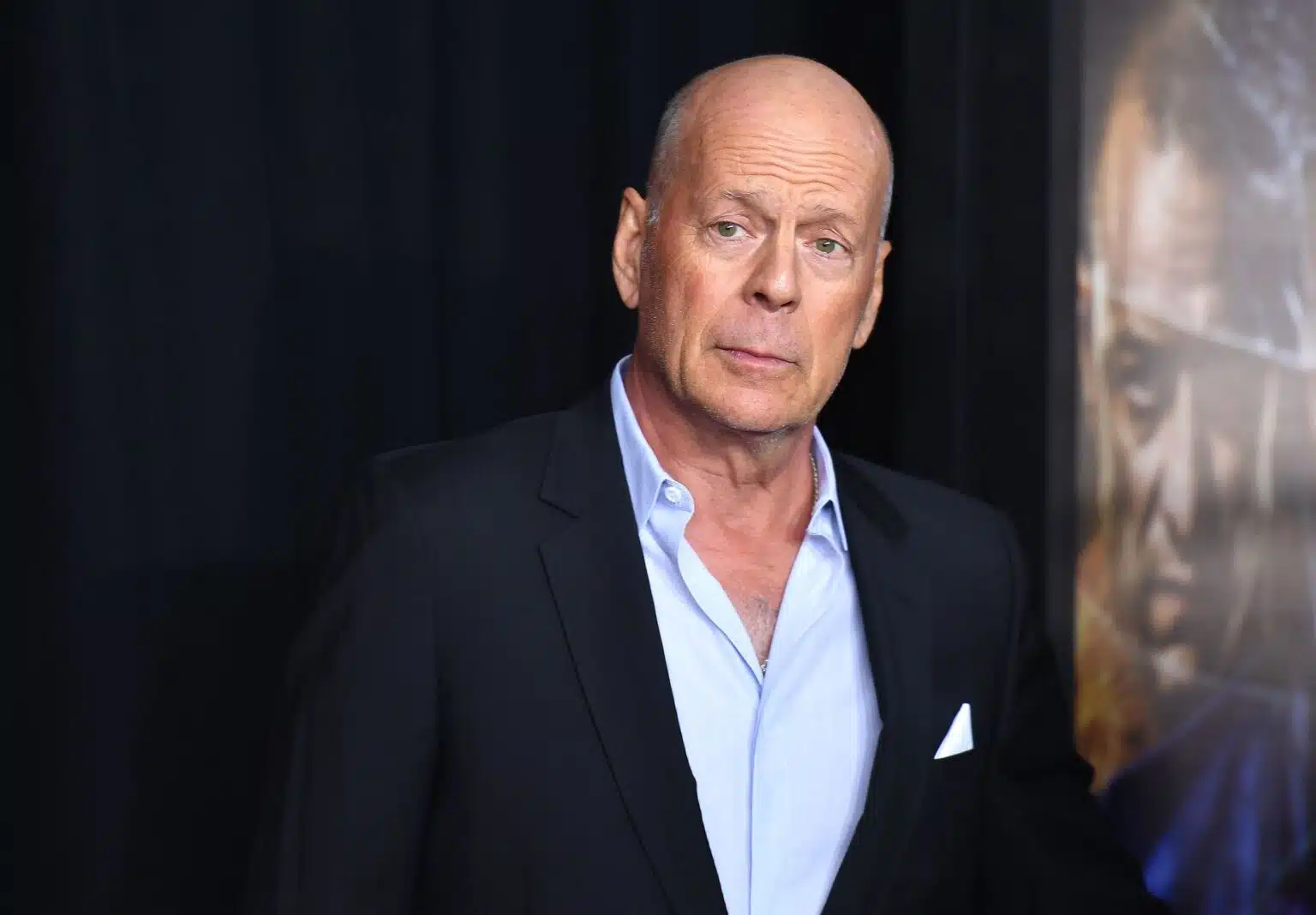 Is Bruce Willis, the ‘Die Hard’ Actor Facing Untreatable Dementia? Family answers - Asiana Times