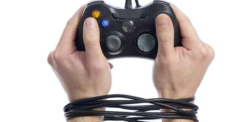 Gaming Enhanced Brain Activity, Decision-Making Skill