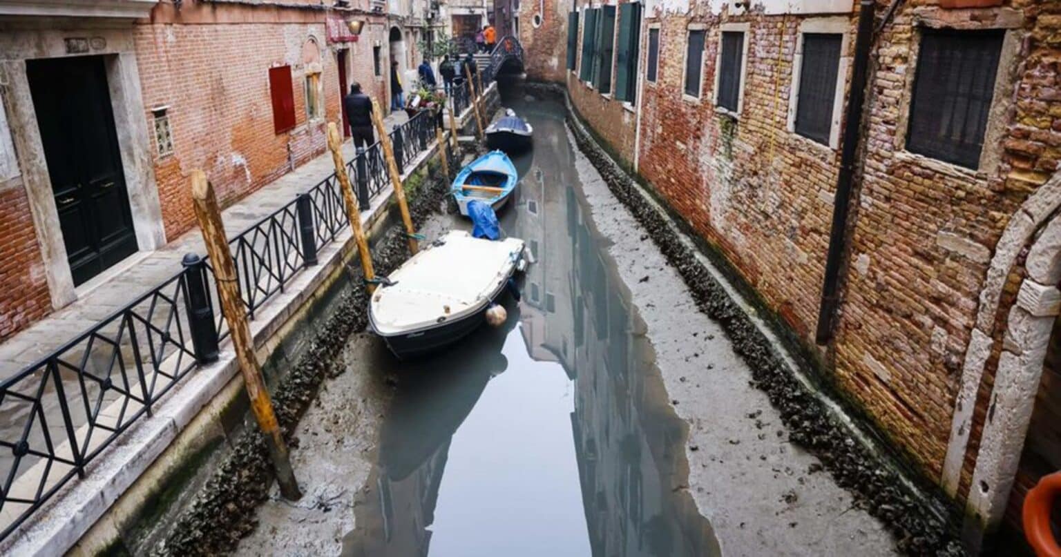 <strong>Venice canals run dry amid new drought alert in Italy</strong> - Asiana Times
