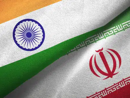 indian and iran flag