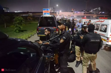 Pakistan Taliban Attacks Karachi Police Compound - Asiana Times